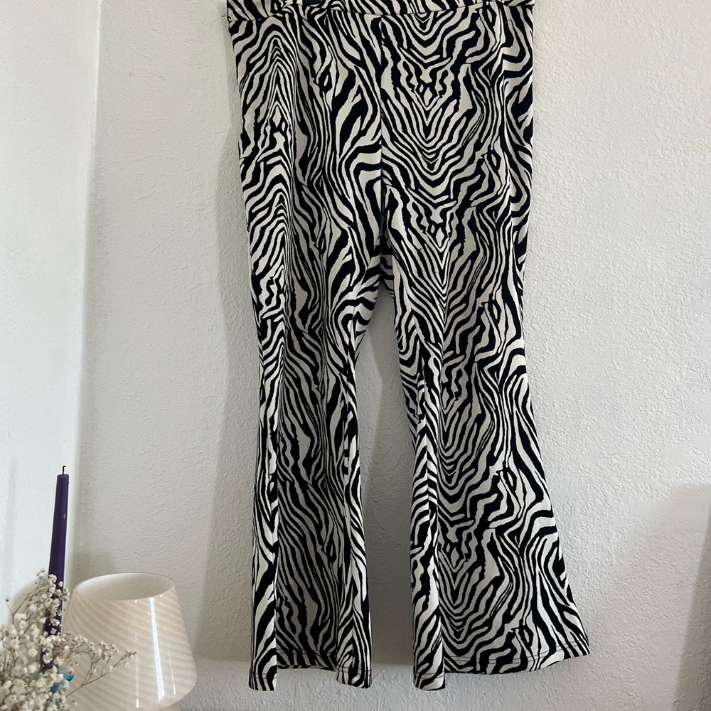 Zebra pants